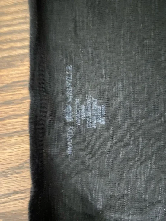 Brandy Melville Vintage Black Short Sleeve - Picture 3 of 3